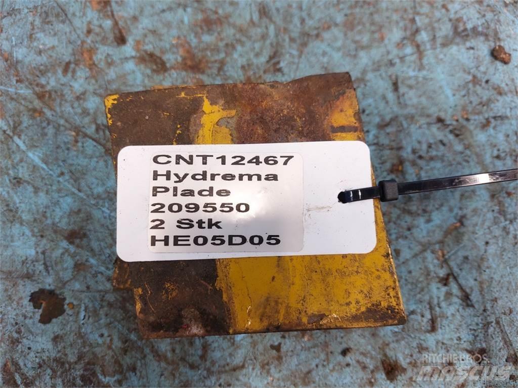 Hydrema 906 Booms og dippers