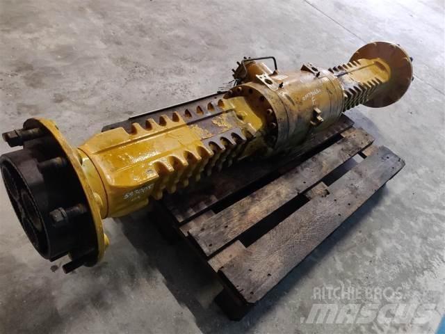 Hydrema 906B Aksler