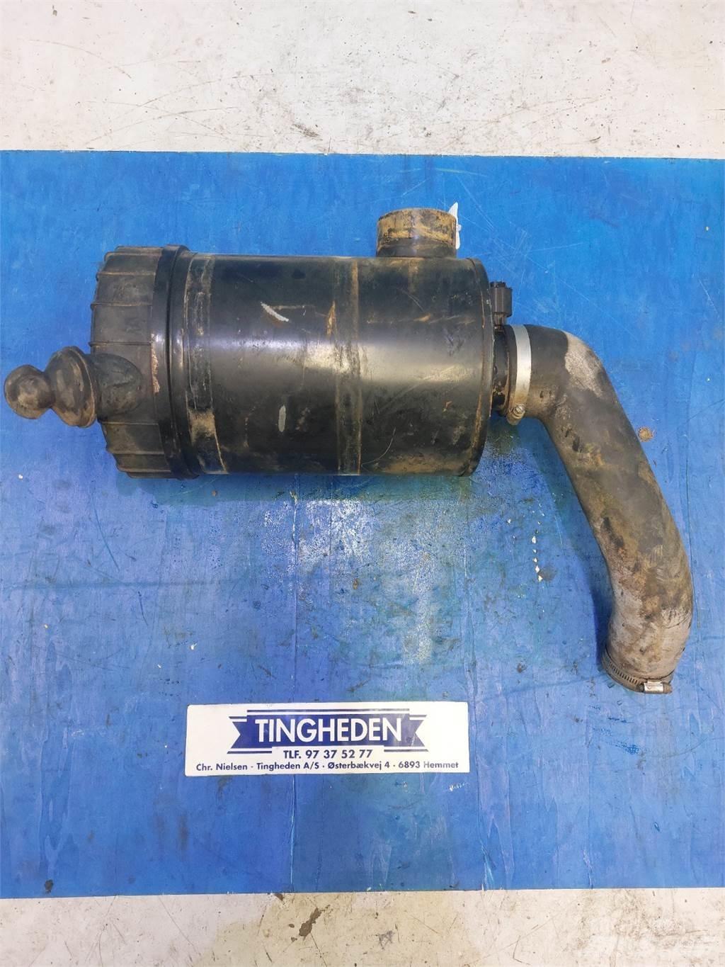 Hydrema 906B Motorer