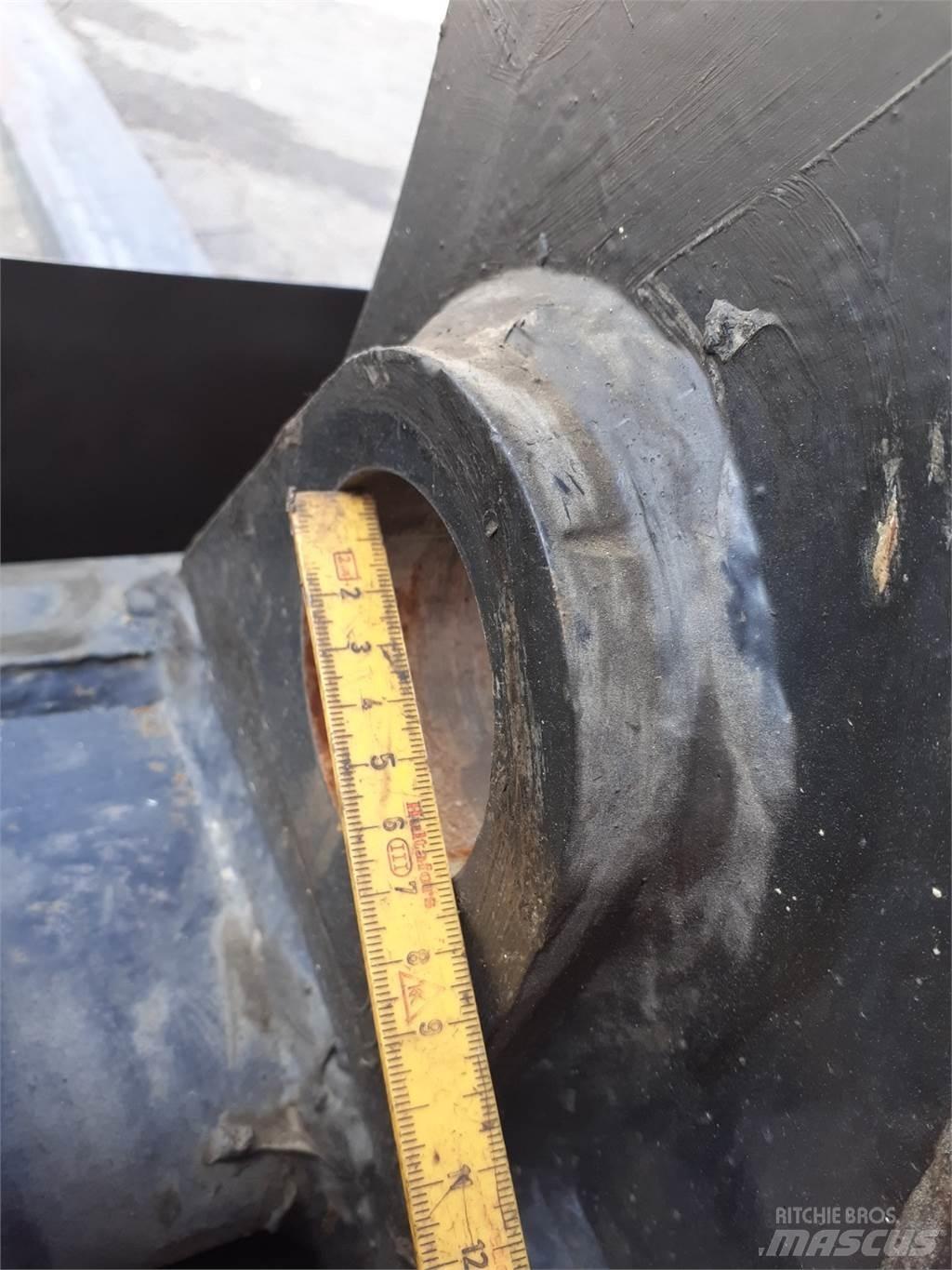 JCB Pallegafler Klemmer