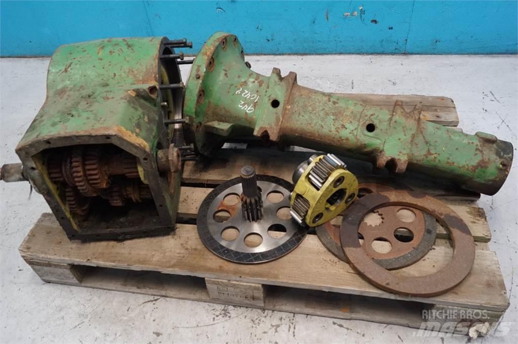 John Deere 1042 Gear