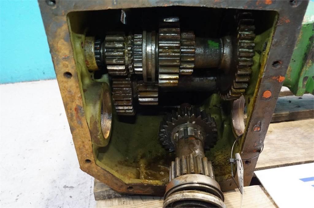 John Deere 1042 Gear
