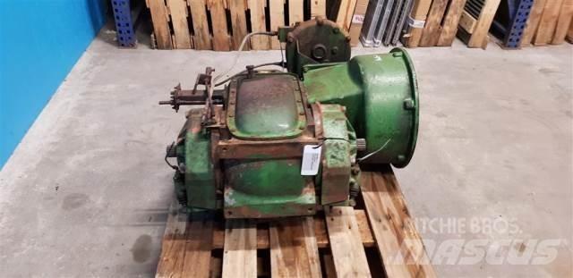 John Deere 1065 Gear