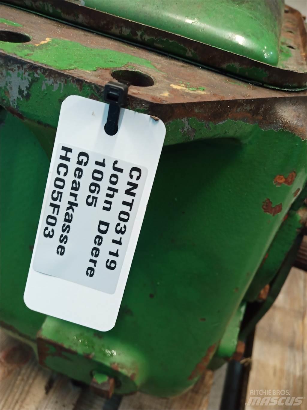 John Deere 1065 Gear
