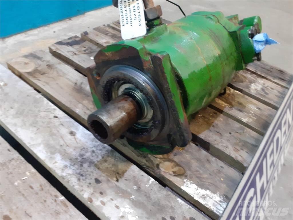 John Deere 1075 Hydraulik