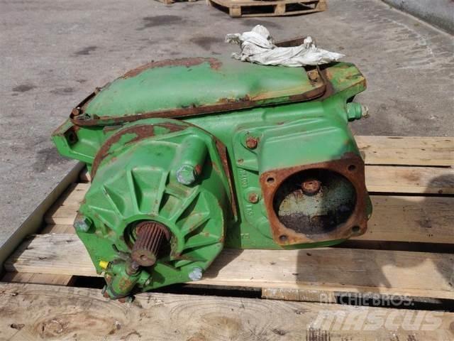 John Deere 1085 Gear