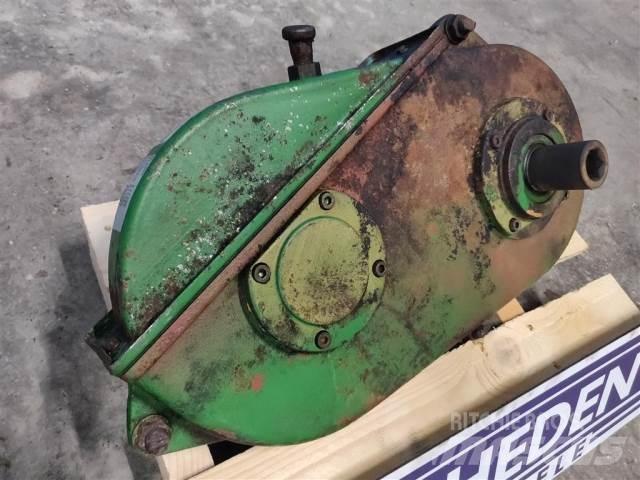 John Deere 1085 Gear