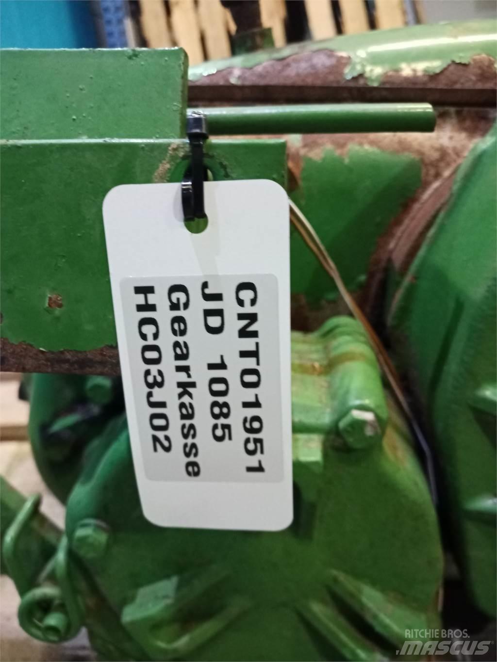 John Deere 1085 Gear