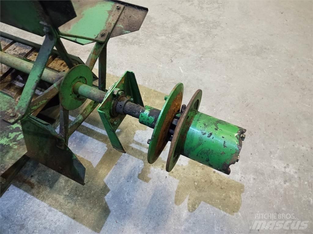 John Deere 1085 Sand- og saltspredere