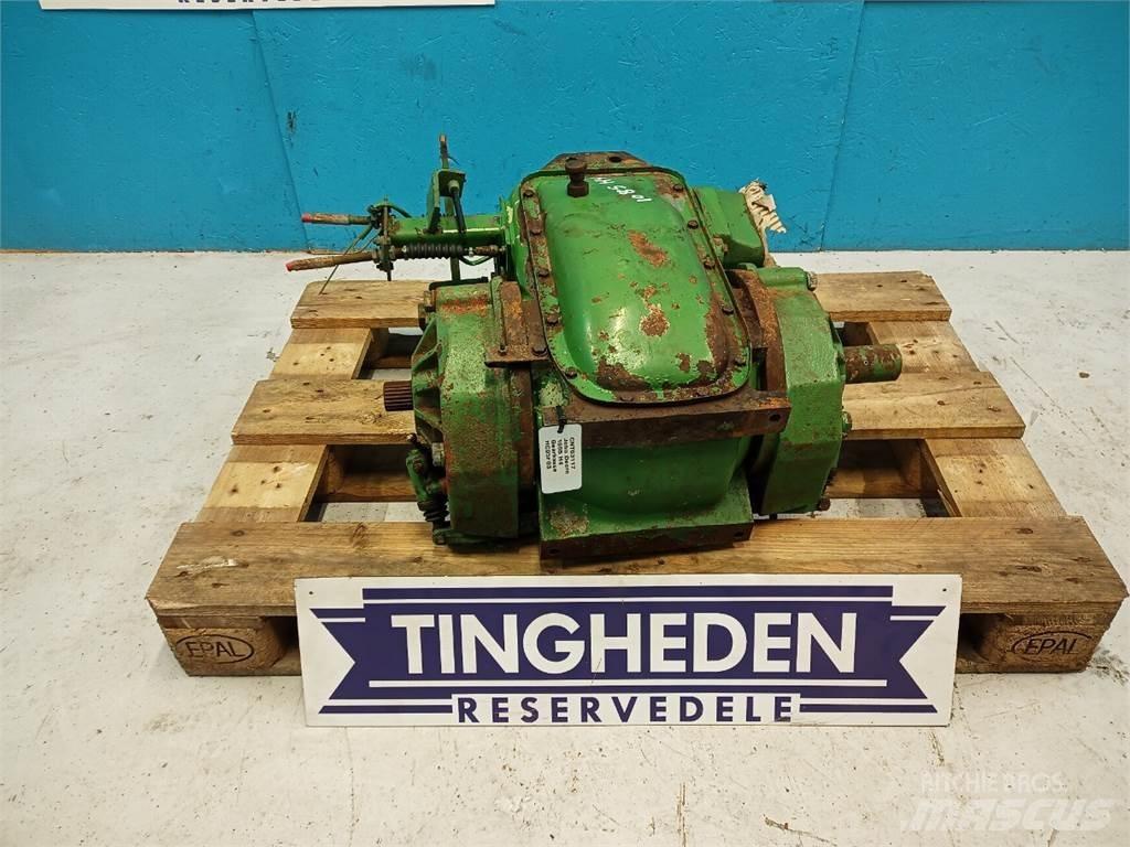 John Deere 1085 Gear