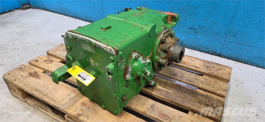 John Deere 1170 Gear