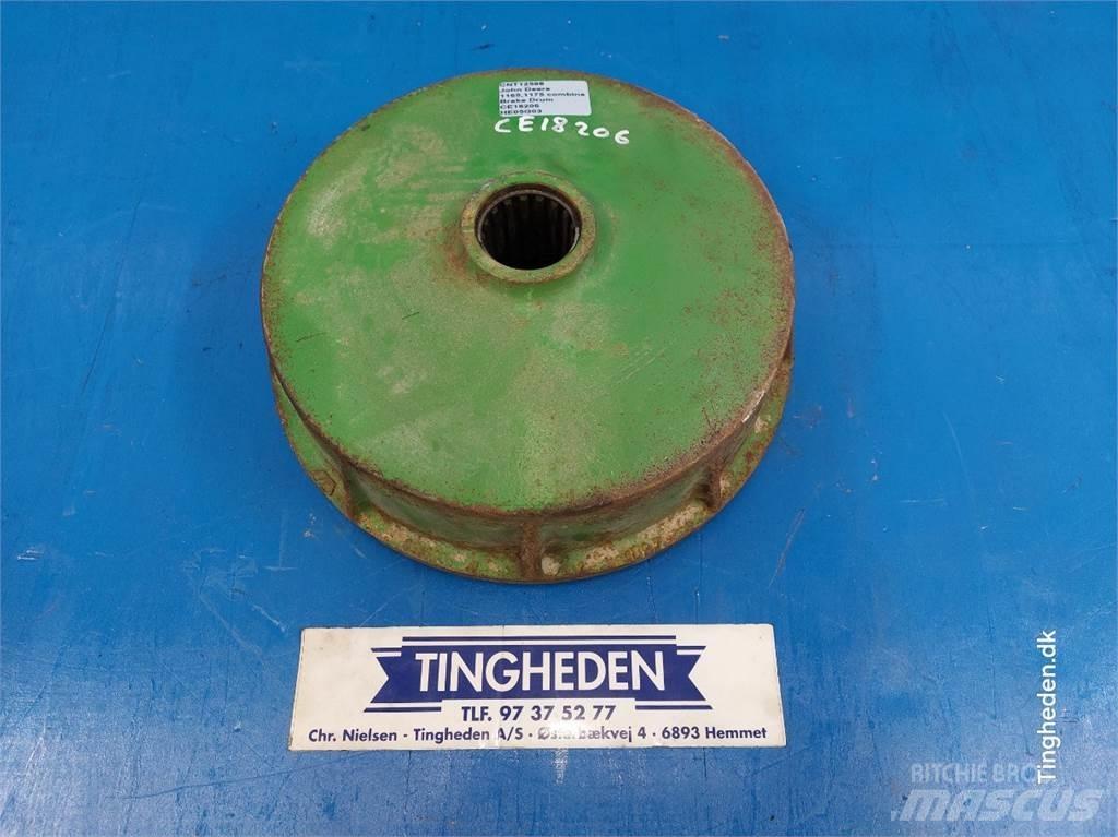John Deere 1175 Gear