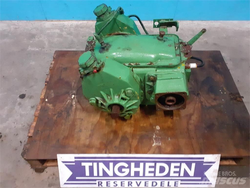 John Deere 1177 Gear