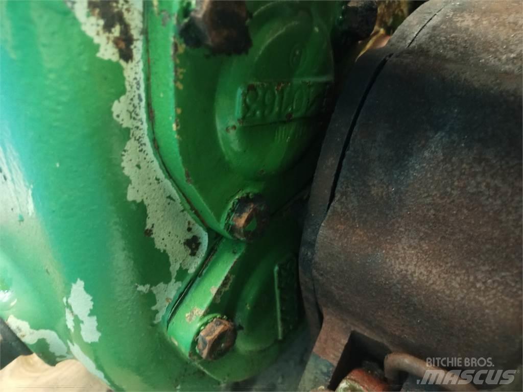John Deere 1177 Gear