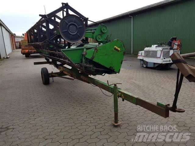 John Deere 16 Tilbehør til mejetærskere
