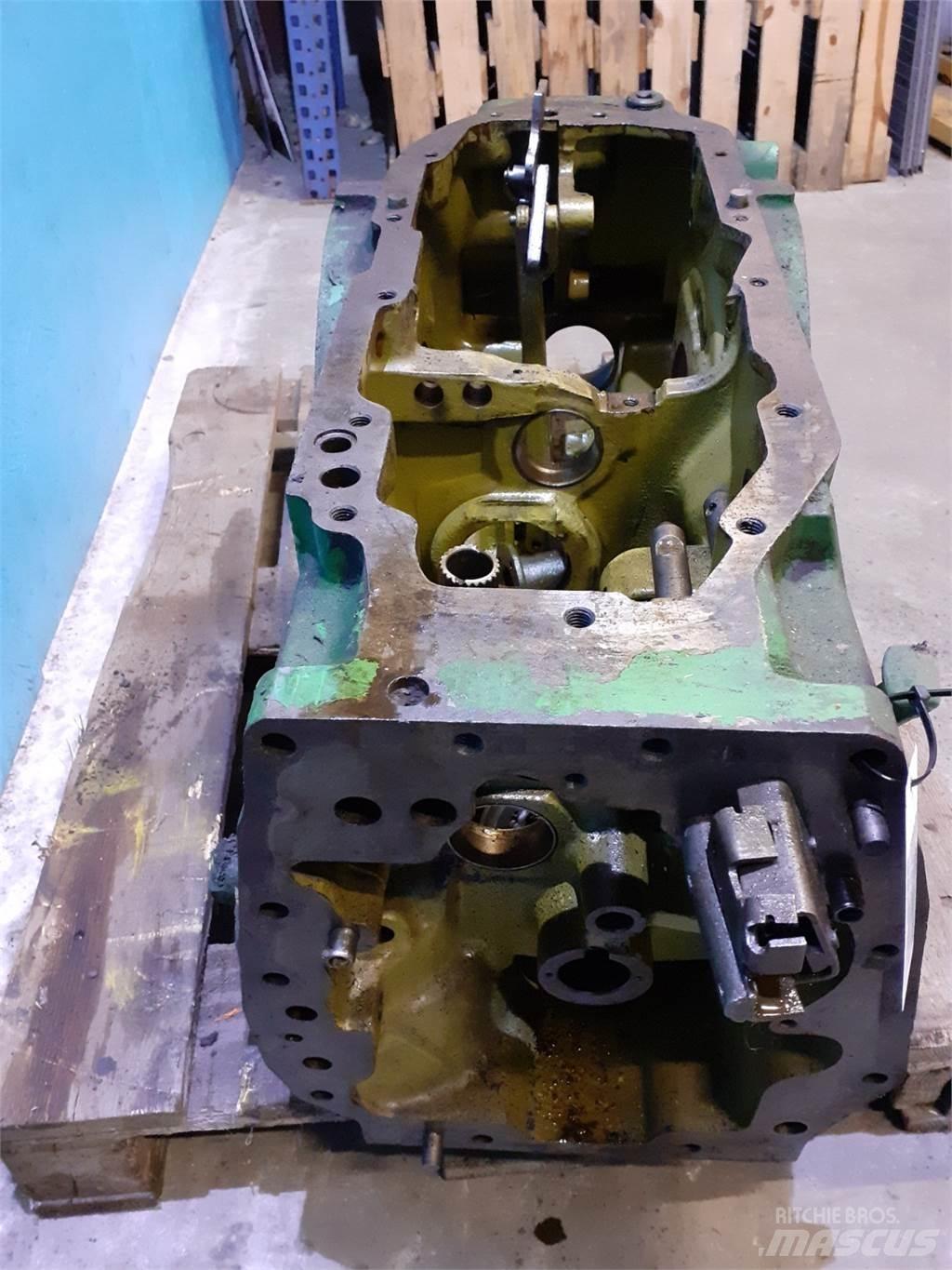 John Deere 2020 Gear