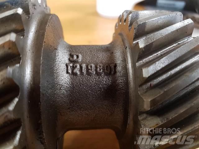 John Deere 2040 Gear