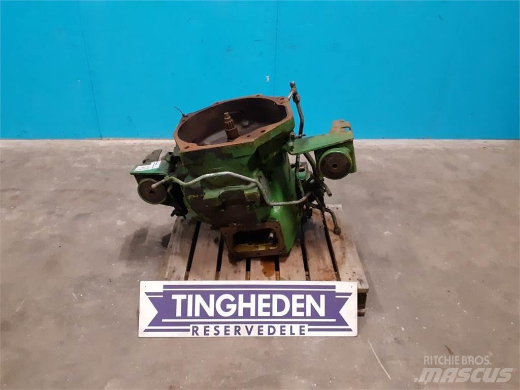 John Deere 2040 Gear