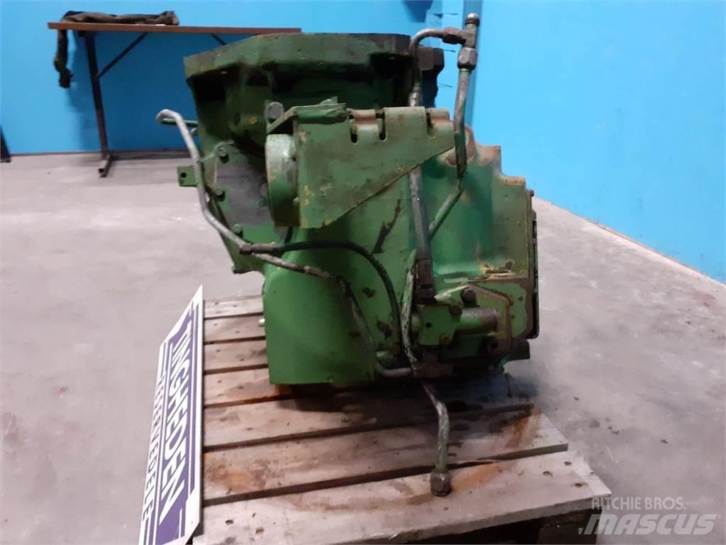 John Deere 2040 Gear