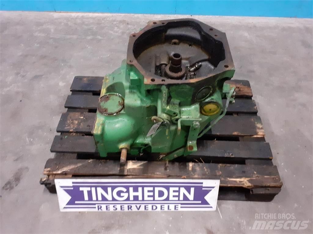 John Deere 2040 Gear