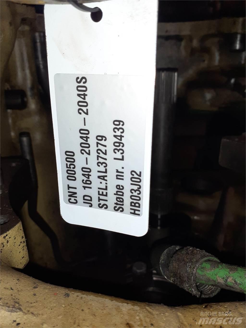 John Deere 2040 Gear