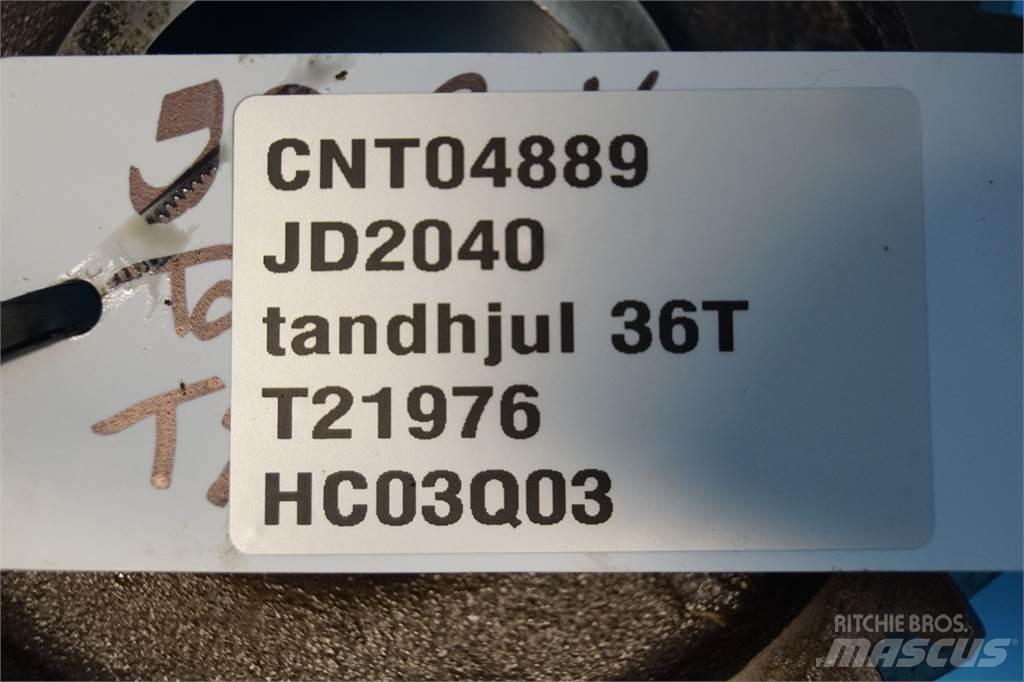 John Deere 2040 Gear