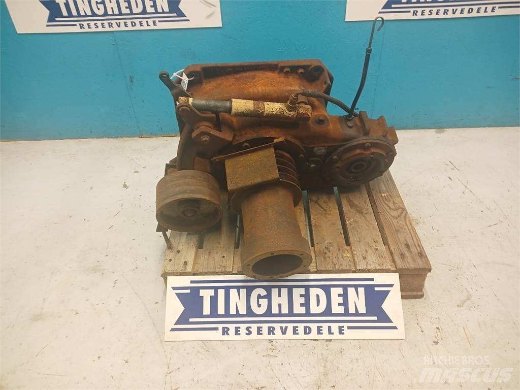 John Deere 2066 Gear