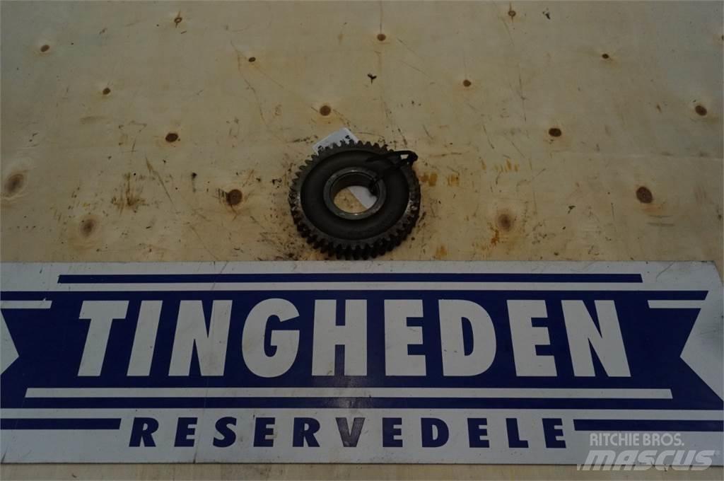John Deere 2140 Gear