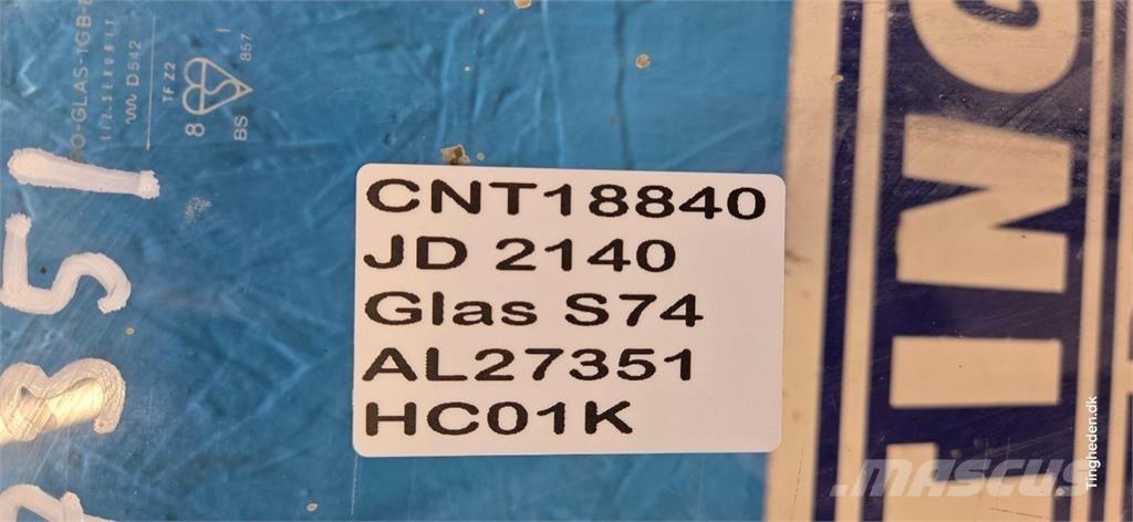 John Deere 2140 Kabiner og interiør