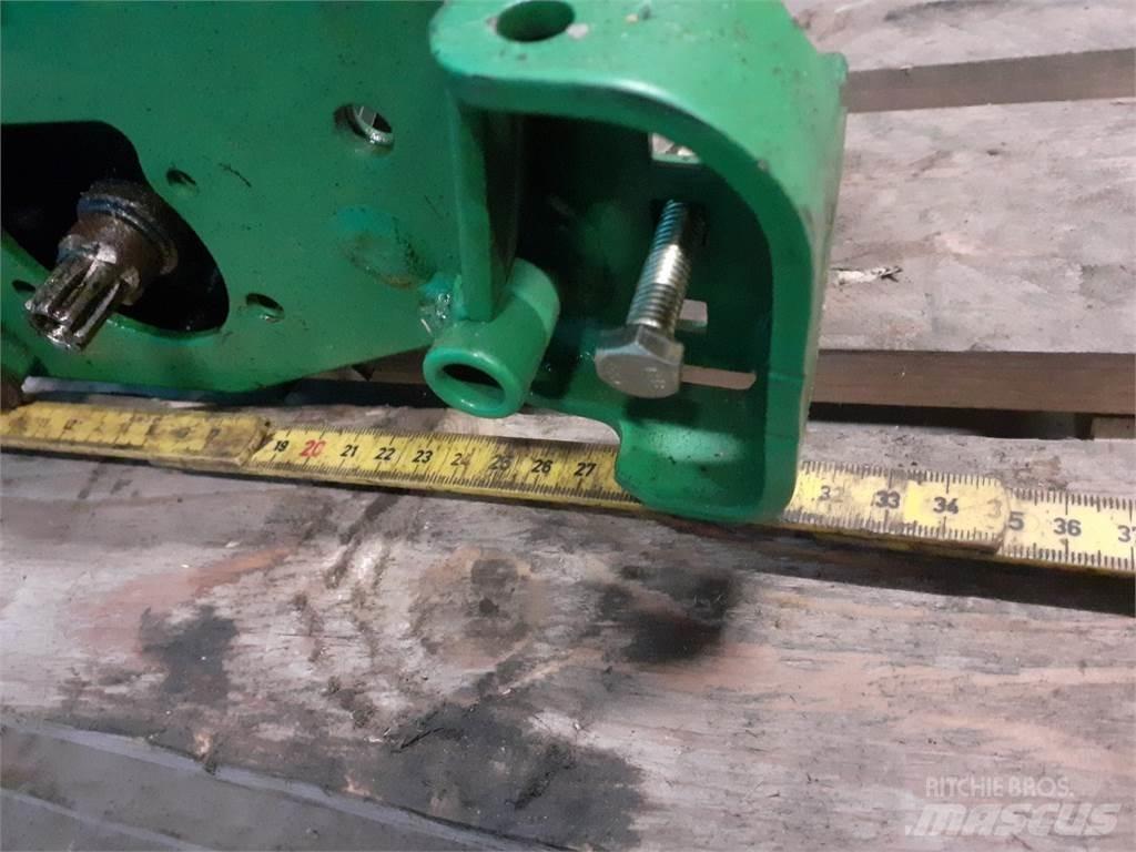 John Deere 2500 Robotplæneklippere