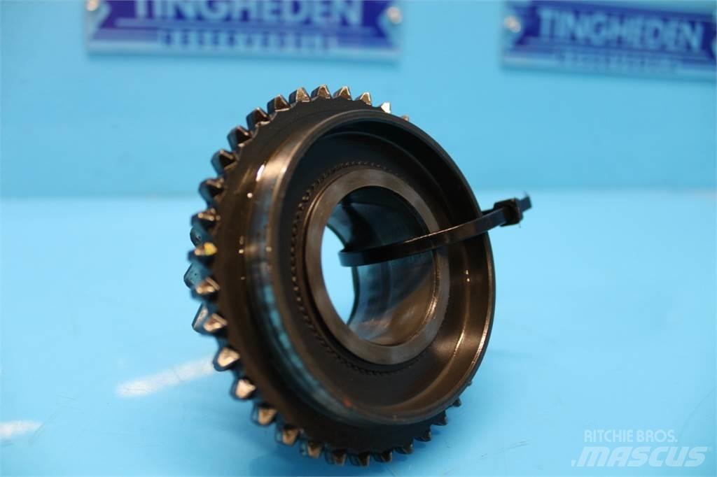 John Deere 3040 Gear