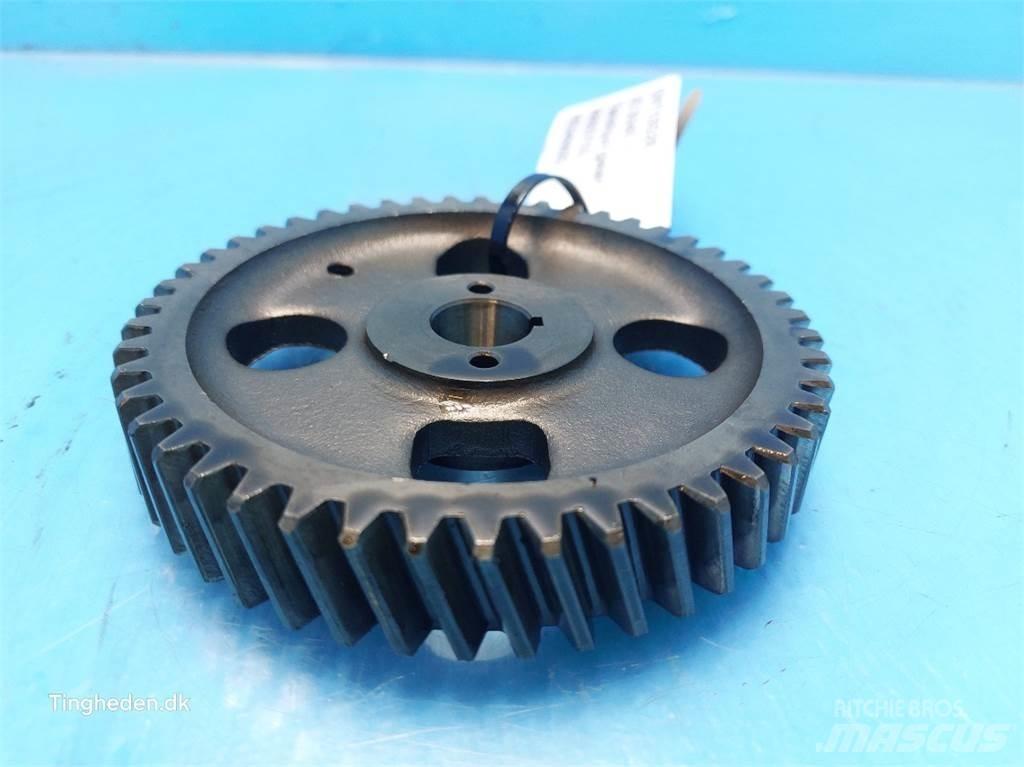 John Deere 3040 Gear