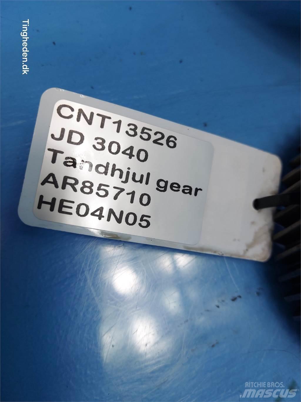 John Deere 3040 Gear