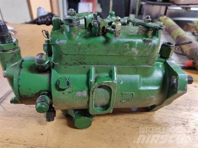 John Deere 3140 Motorer