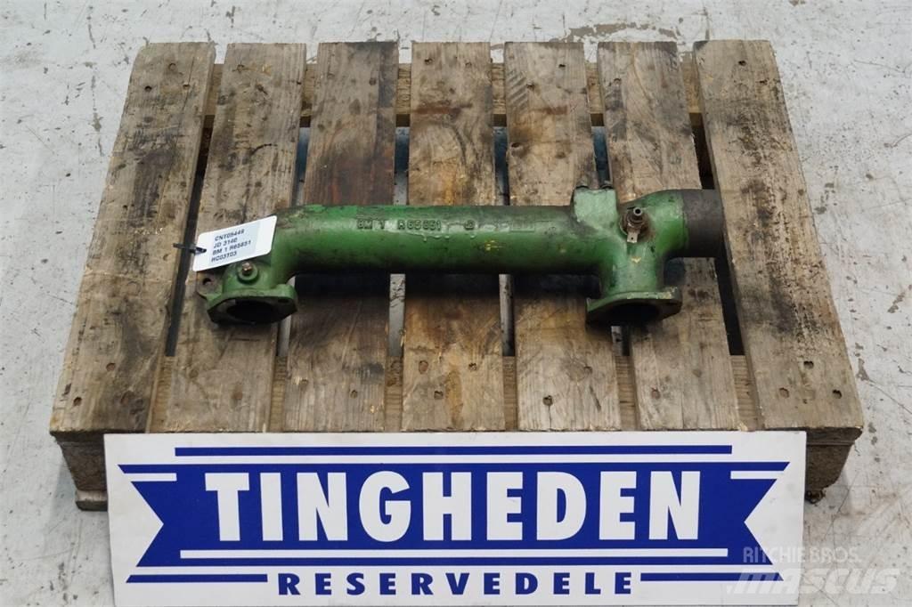 John Deere 3140 Motorer