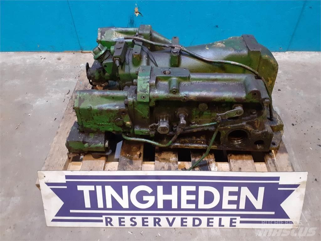John Deere 4040 Gear