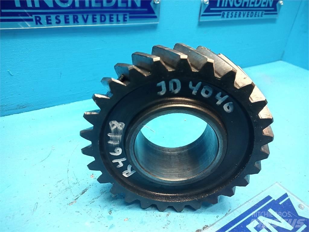 John Deere 4040 Gear