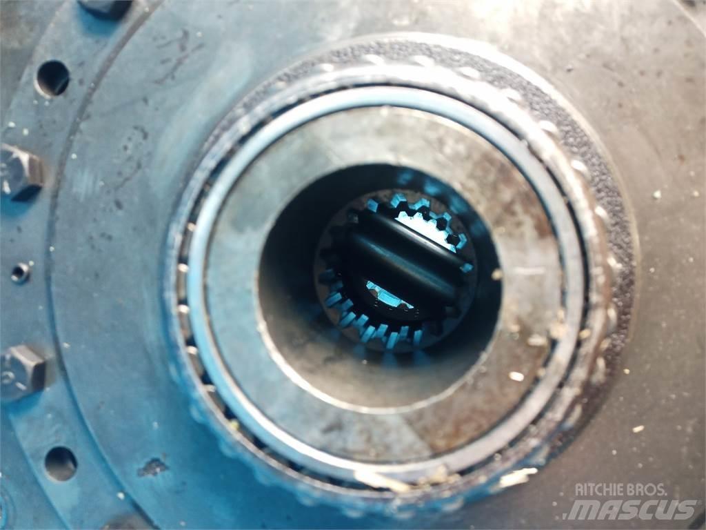 John Deere 4040 Gear