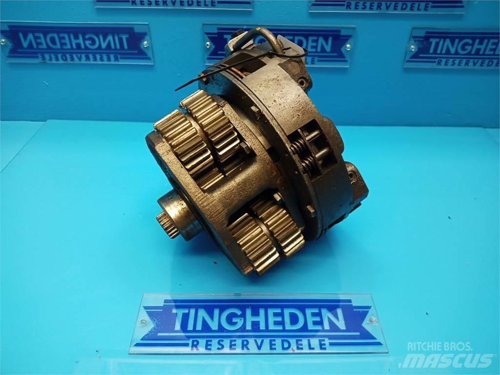 John Deere 4040 Gear