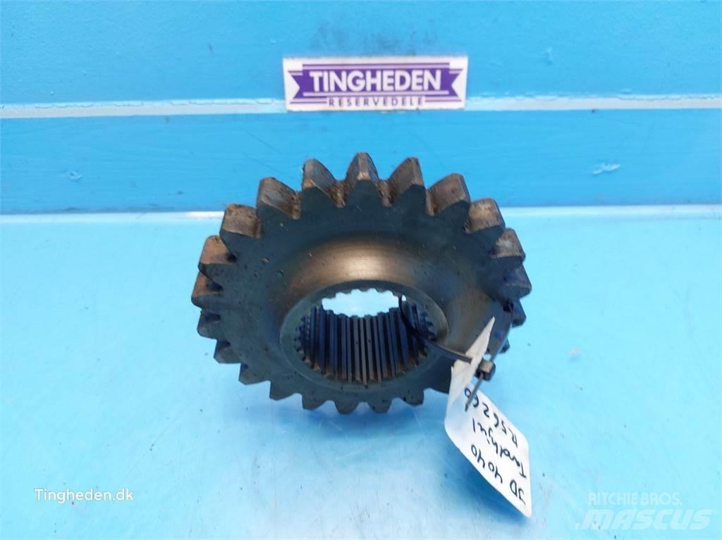 John Deere 4040 Gear