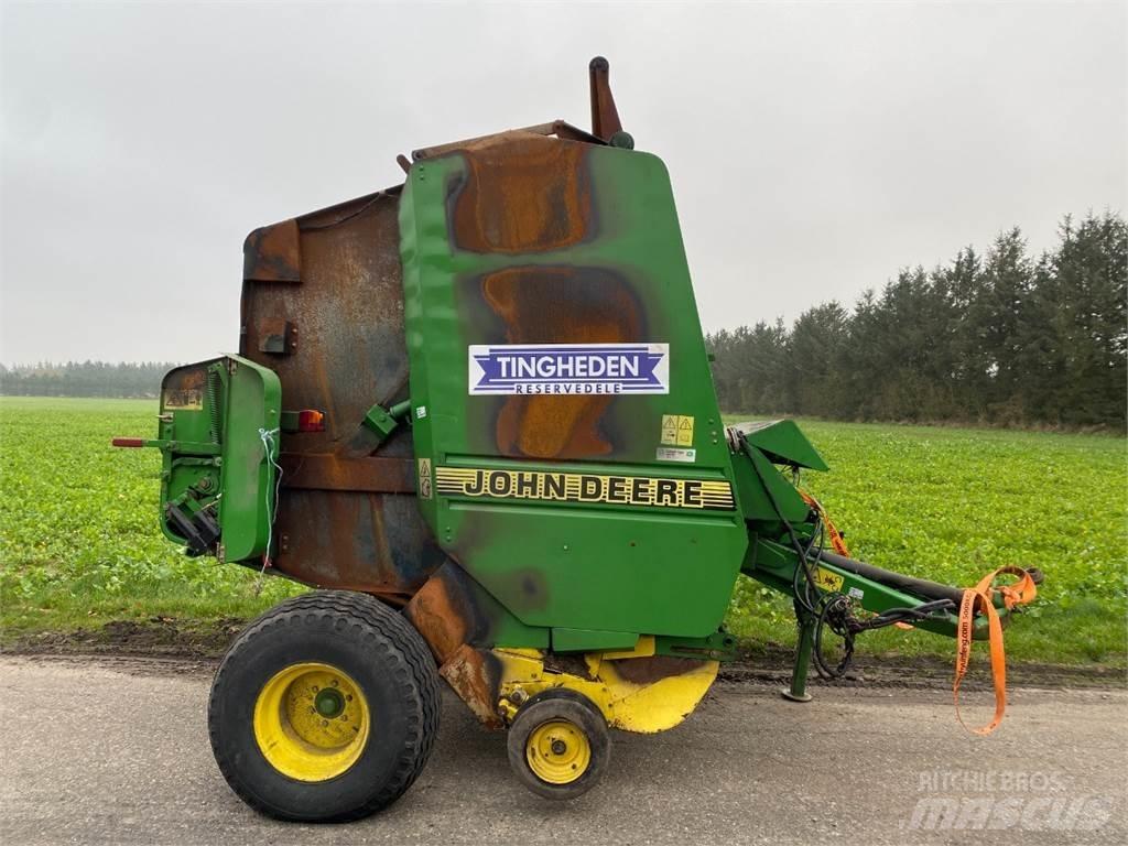 John Deere 580 Rundballe-pressere