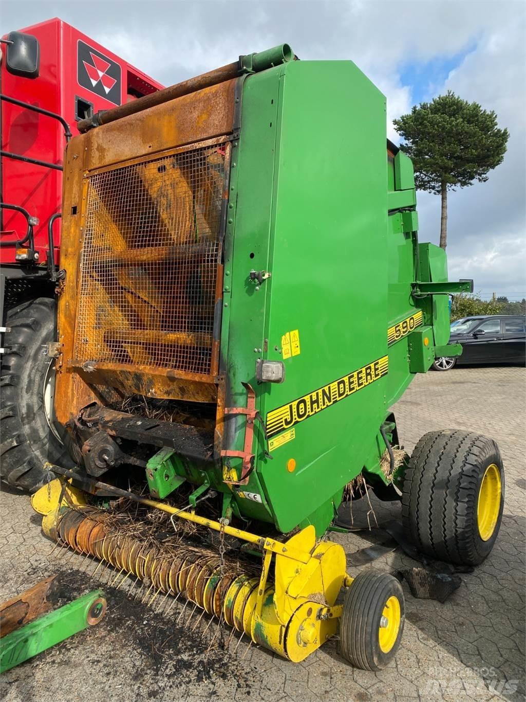 John Deere 590 Rundballe-pressere