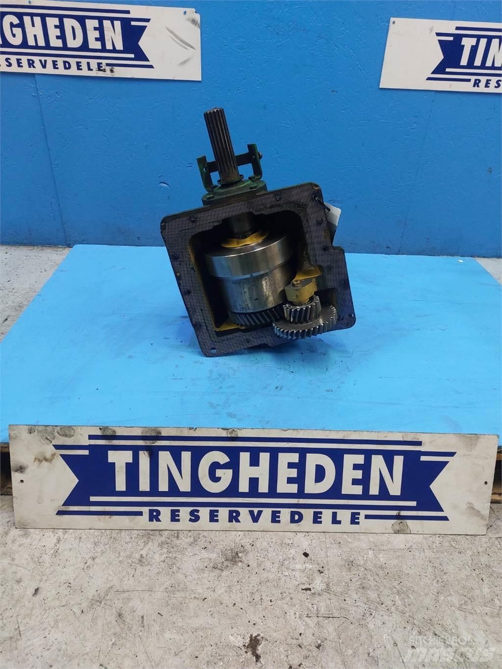 John Deere 6200 Gear