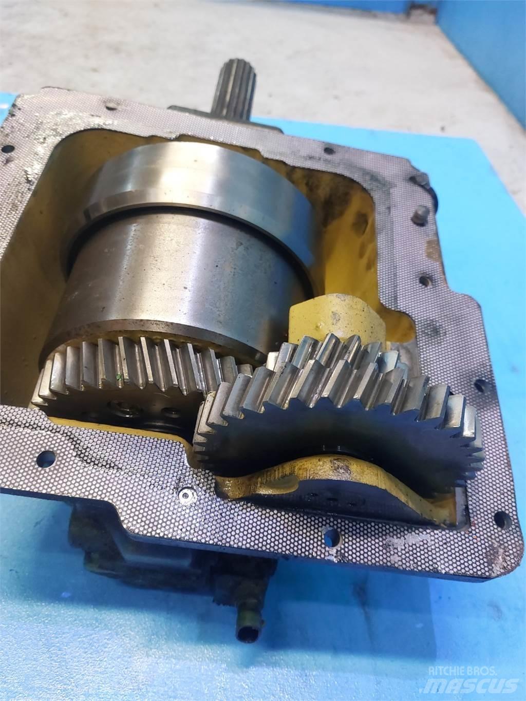 John Deere 6200 Gear