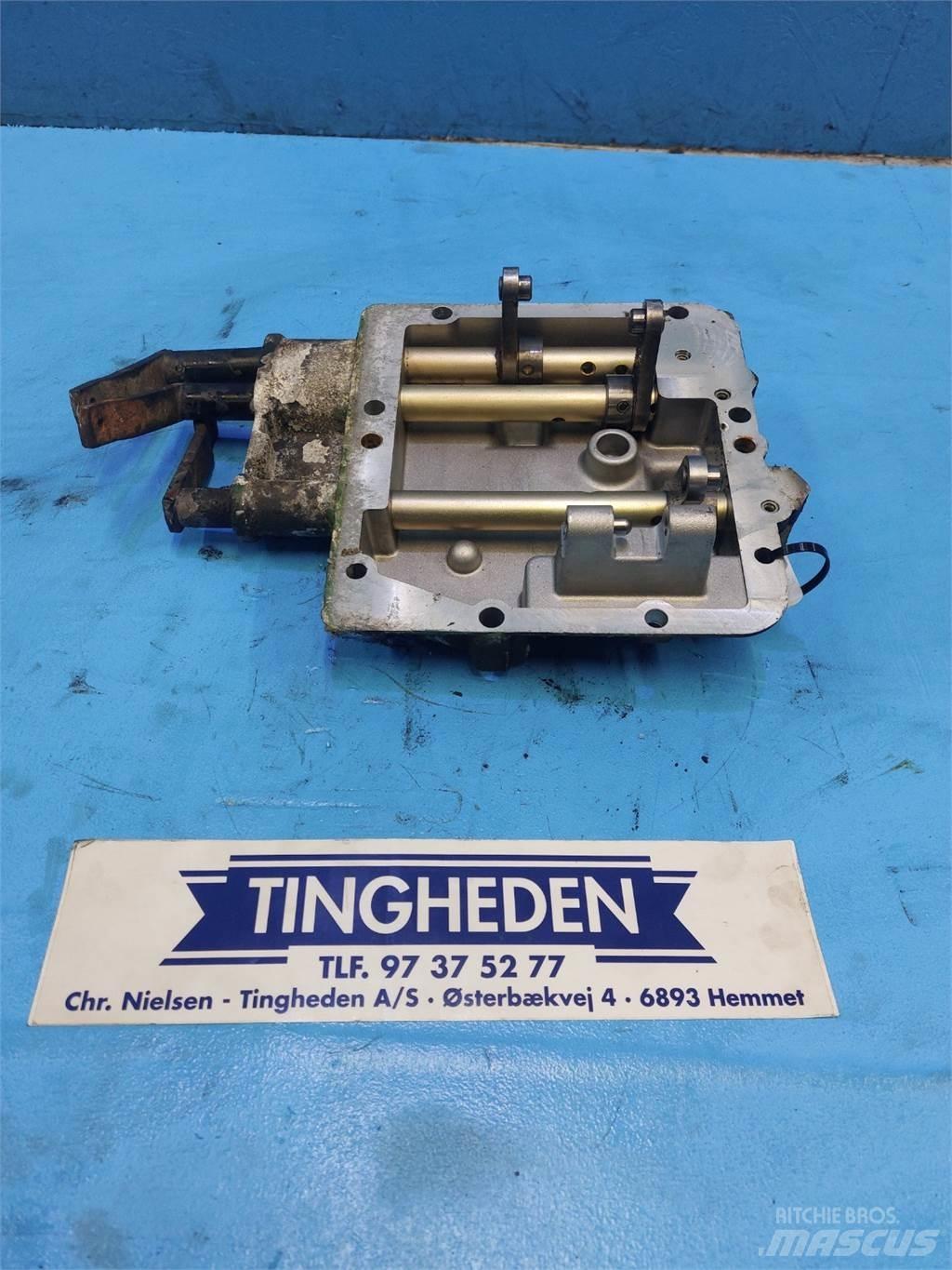 John Deere 6200 Gear