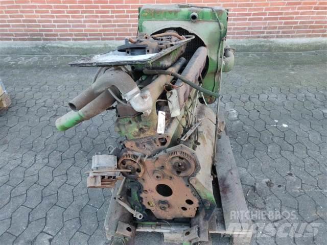 John Deere 6329 Motorer
