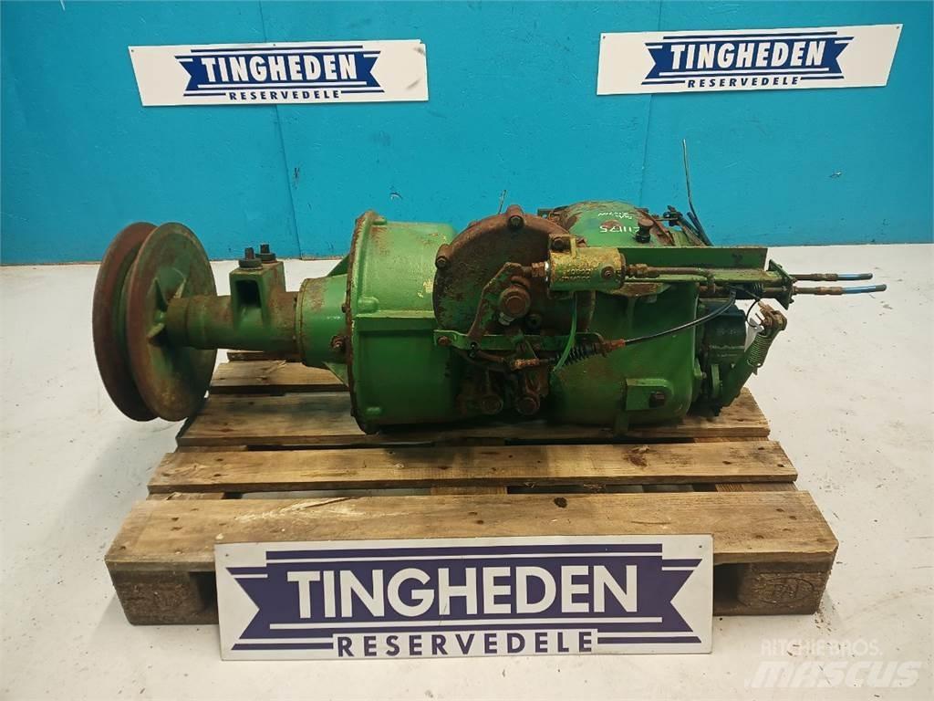 John Deere 965 Gear