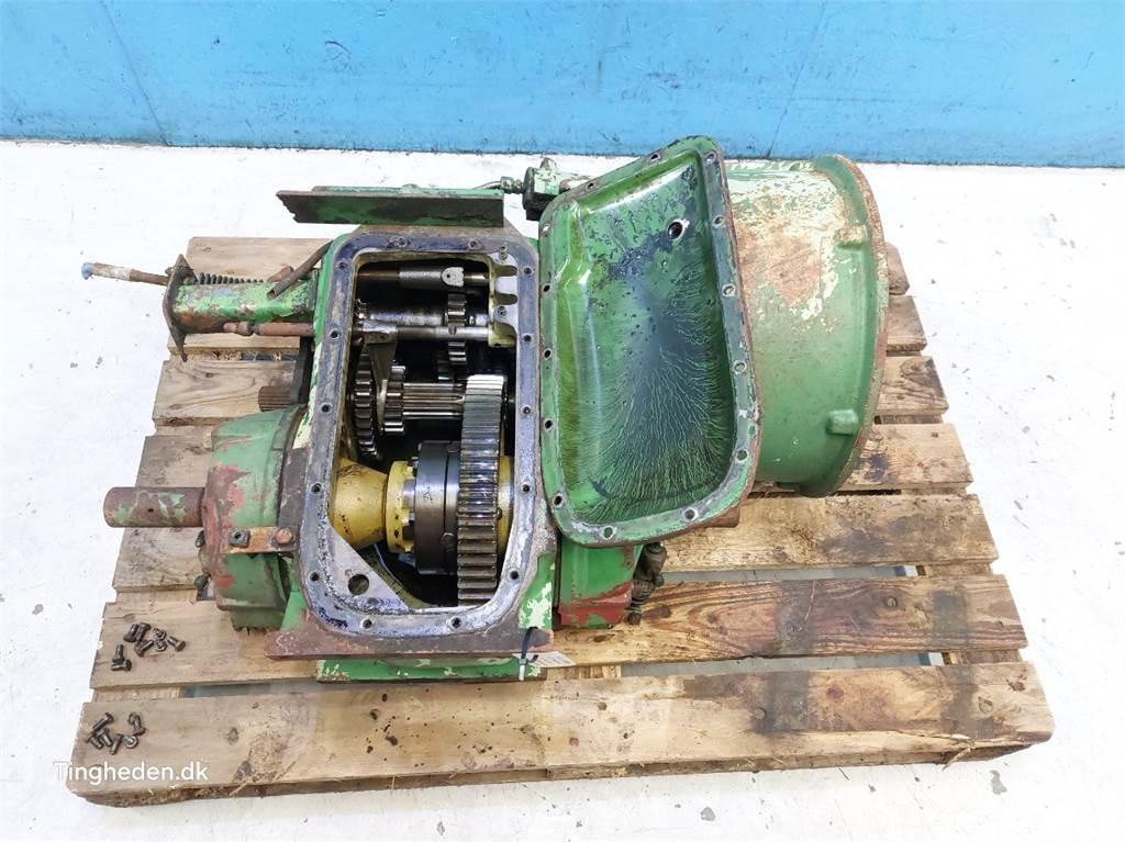 John Deere 965 Gear