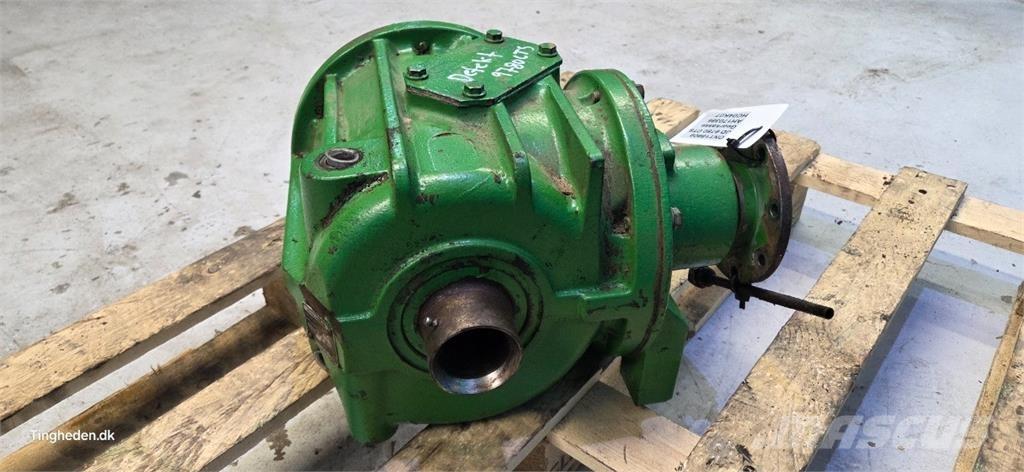 John Deere 9780 Gear