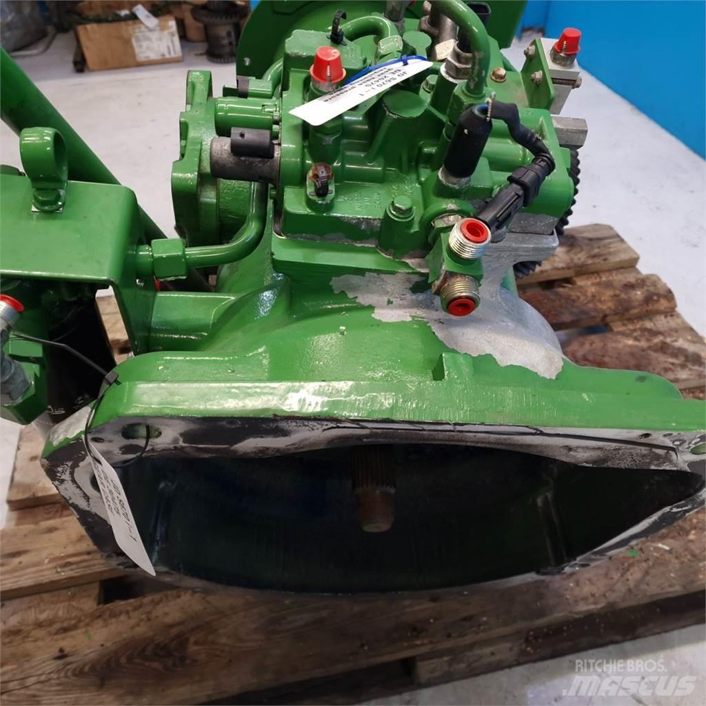 John Deere S670 Gear